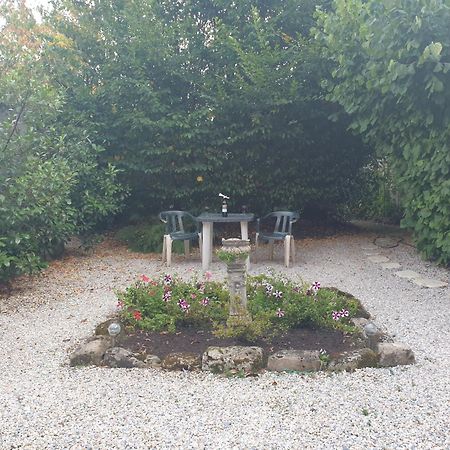 Le Chateau Châteauponsac Esterno foto